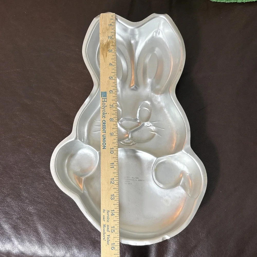 Vintage Wilton Easter Bunny Cake Pan‎ 1979 #502-1913 Made In Korea